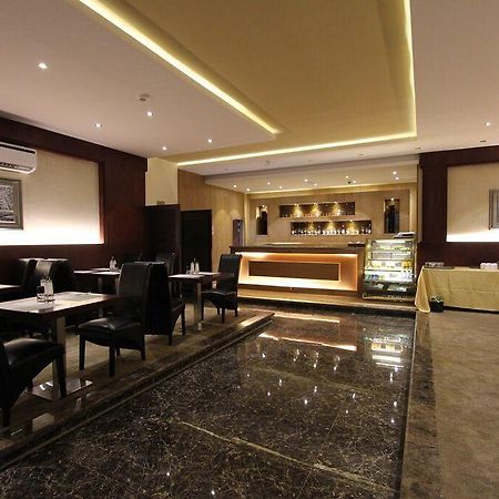 Taleen Granada Hotel Apartments ริยาดห์ ภายนอก รูปภาพ