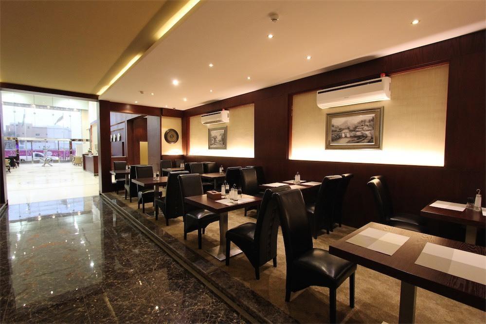 Taleen Granada Hotel Apartments ริยาดห์ ภายนอก รูปภาพ