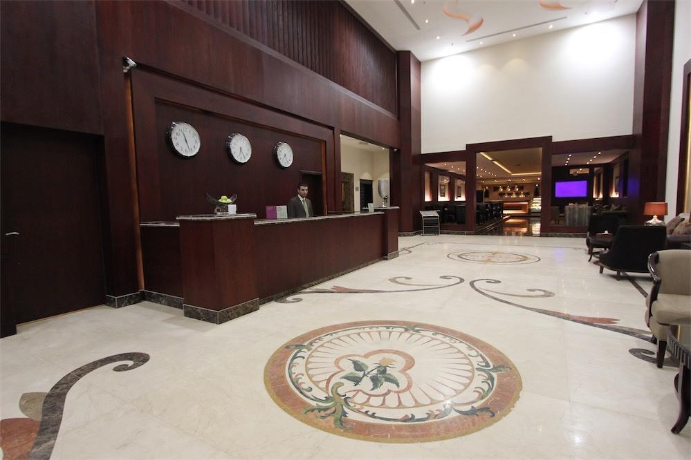 Taleen Granada Hotel Apartments ริยาดห์ ภายนอก รูปภาพ